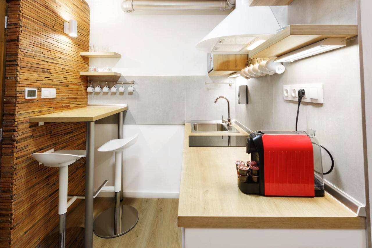 Anova Apartman ギュラ エクステリア 写真
